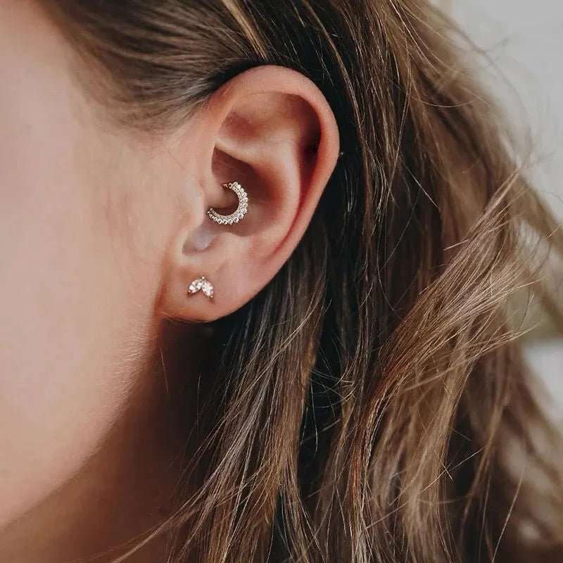 Ear Stud - MyPiercingBook